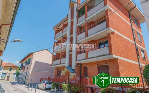 appartamento in vendita a Locate di Triulzi in zona Moro