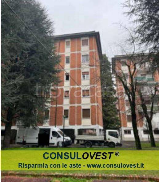 appartamento in vendita a Locate di Triulzi in zona Moro