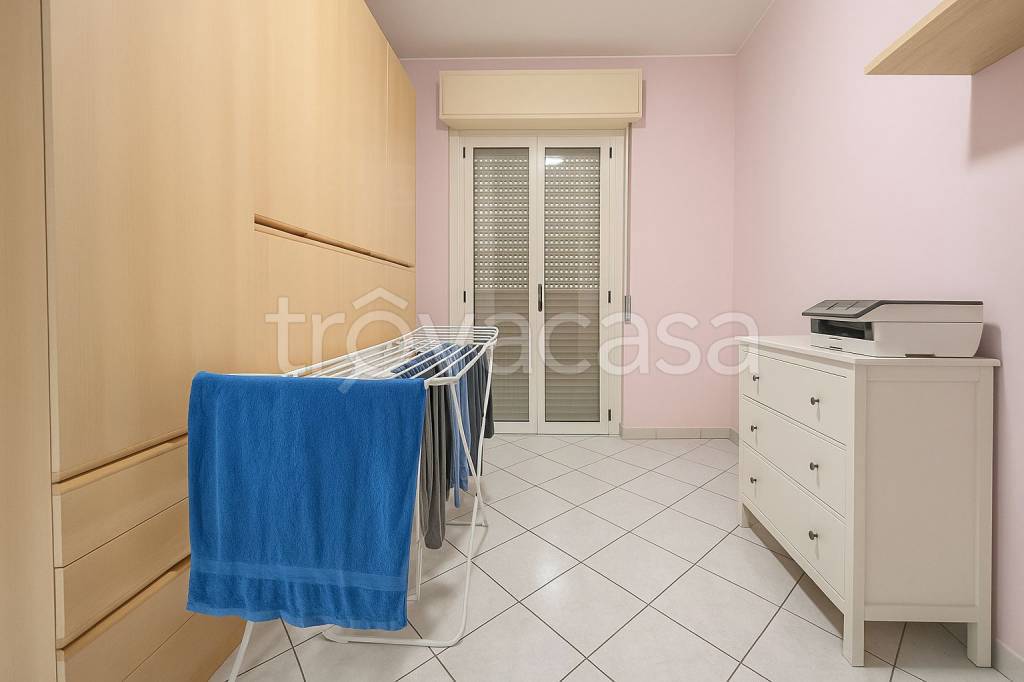appartamento in vendita a Locate di Triulzi in zona Moro