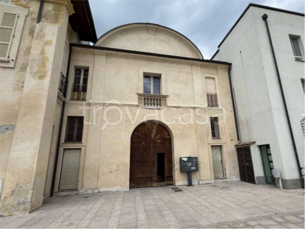 appartamento in vendita a Locate di Triulzi in zona Moro