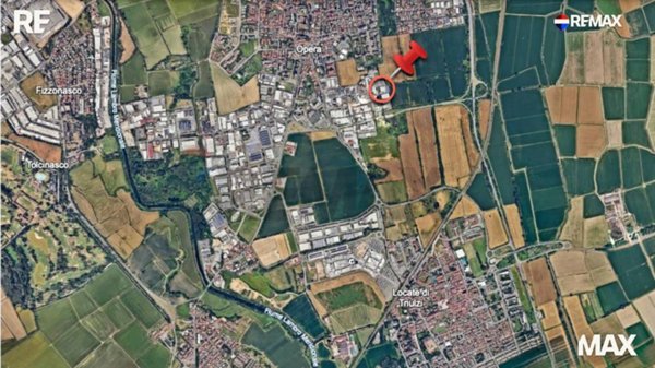 locale commerciale in vendita a Locate di Triulzi