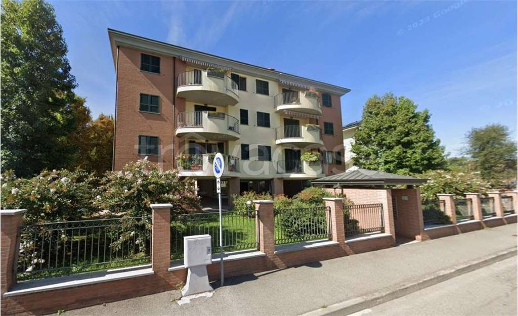 appartamento in vendita a Locate di Triulzi in zona Moro
