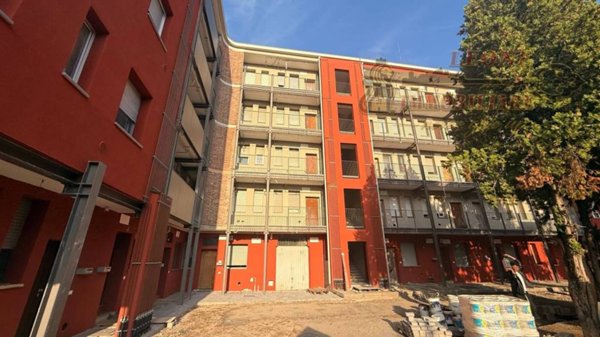 appartamento in vendita a Locate di Triulzi in zona Moro