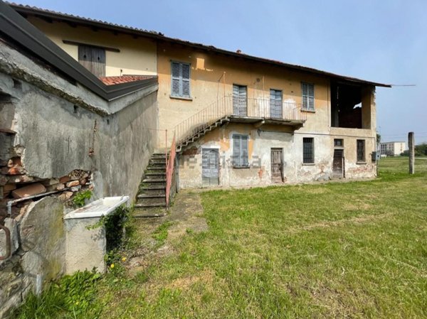 terreno edificabile in vendita a Magenta in zona Ponte Vecchio