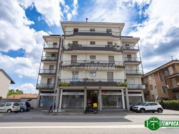 appartamento in vendita a Magenta in zona Ponte Nuovo