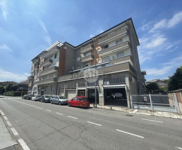 appartamento in vendita a Magenta