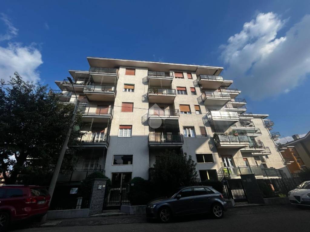 appartamento in vendita a Magenta