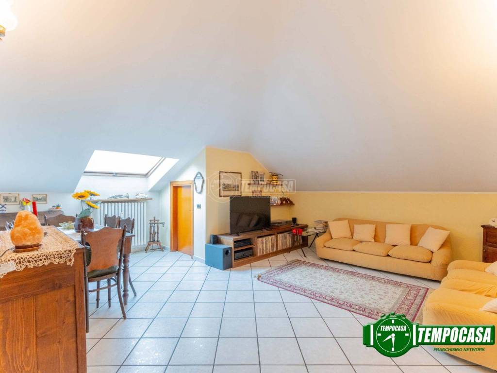 appartamento in vendita a Magenta