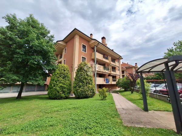 appartamento in vendita a Magenta