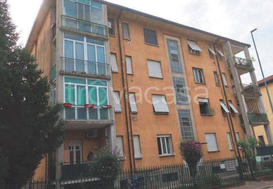 appartamento in vendita a Magenta