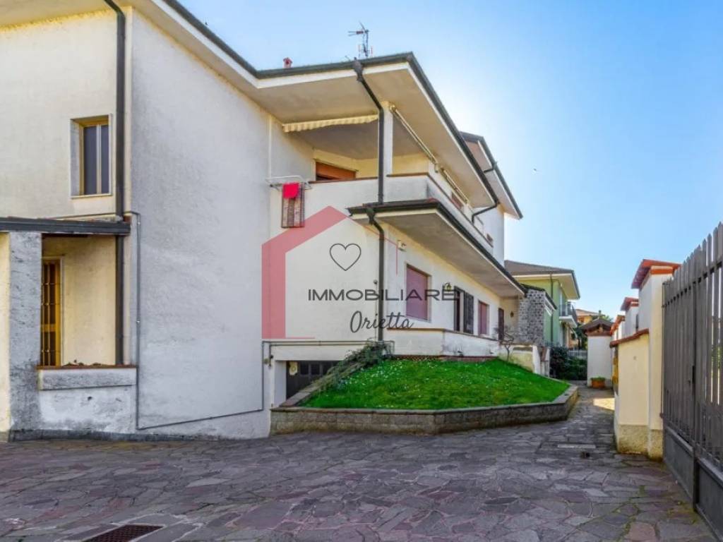 appartamento in vendita a Magenta