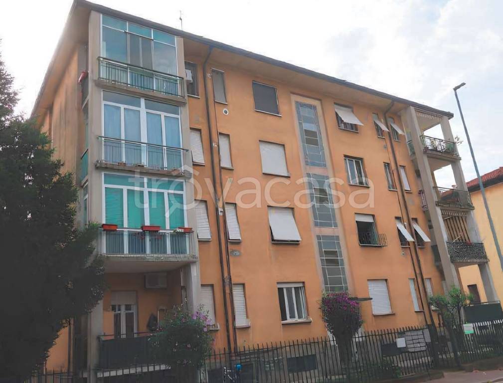 appartamento in vendita a Magenta