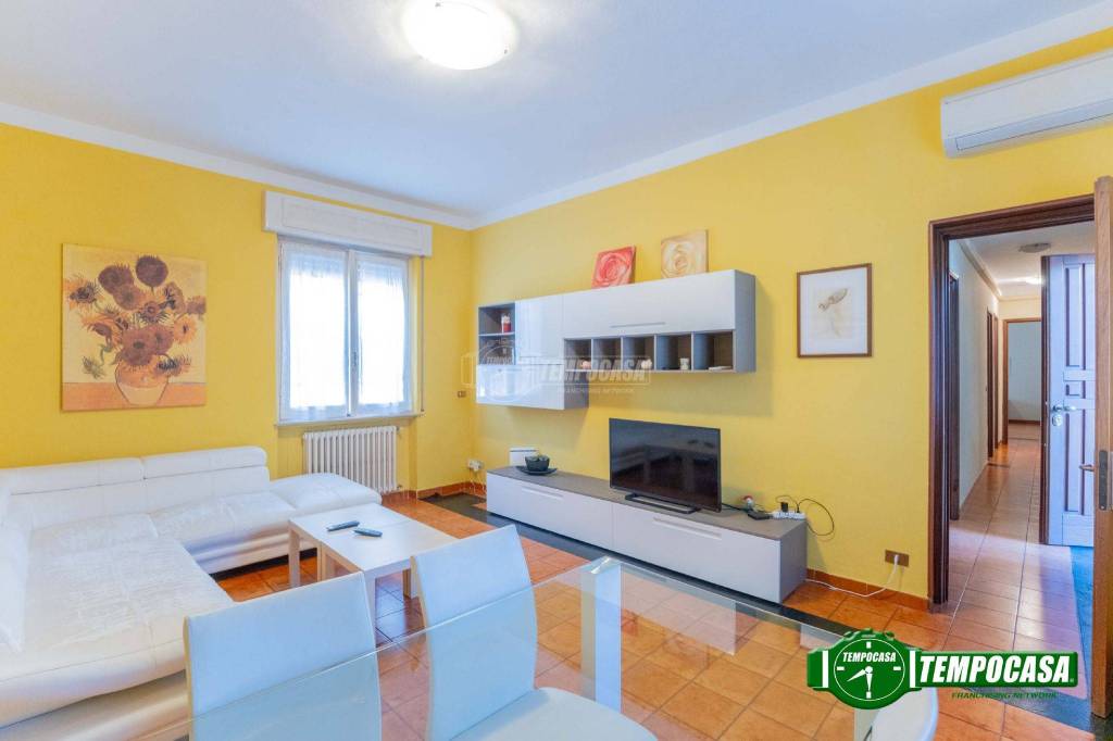 casa indipendente in vendita a Magenta
