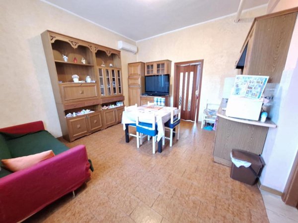 casa indipendente in vendita a Magenta