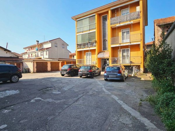 appartamento in vendita a Magenta