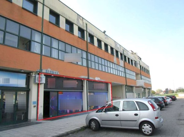 negozio in vendita a Magenta