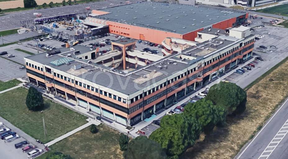 ufficio in vendita a Magenta