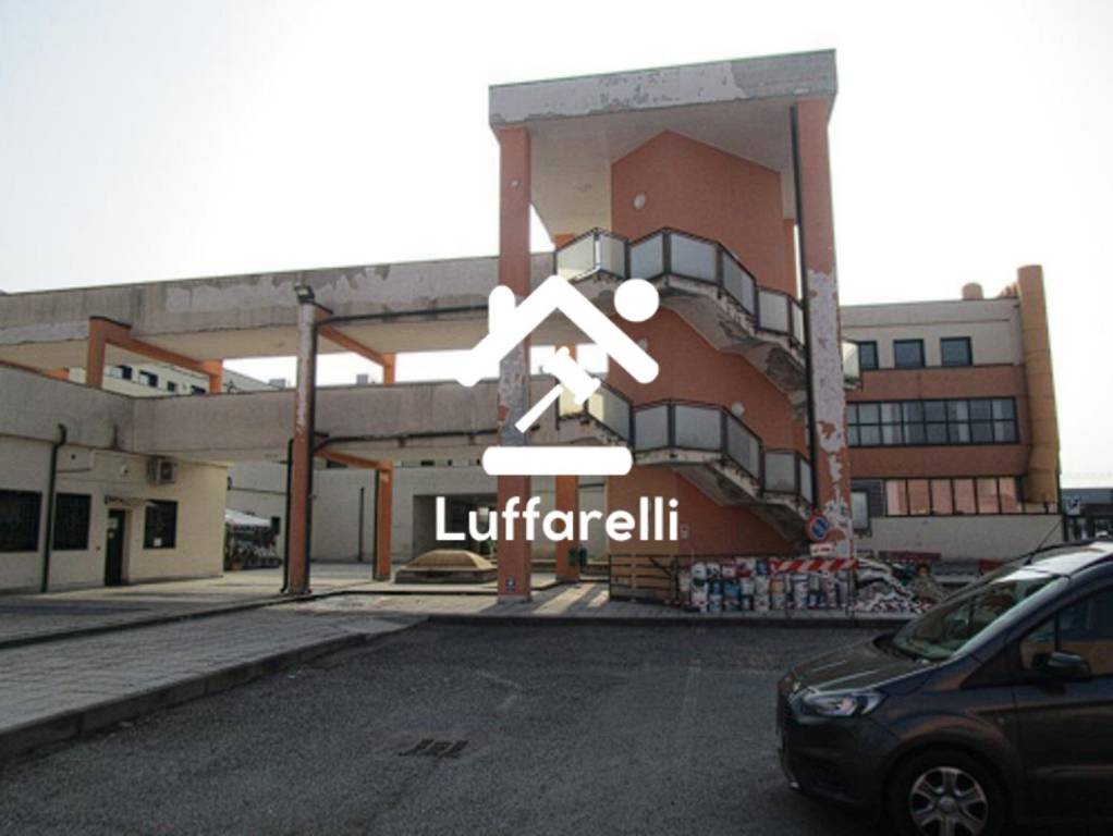 ufficio in vendita a Magenta