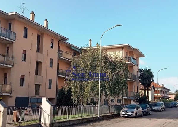 appartamento in vendita a Magenta