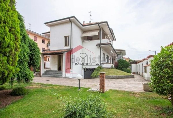 appartamento in vendita a Magenta