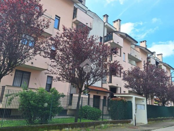 appartamento in vendita a Magenta