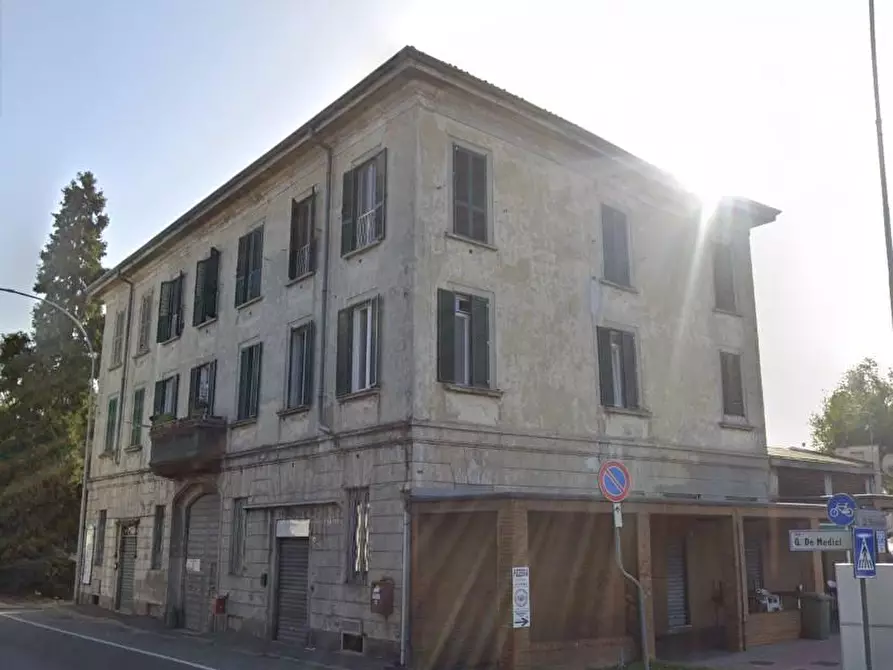 appartamento in vendita a Magenta in zona Ponte Nuovo