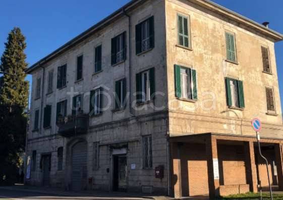 appartamento in vendita a Magenta in zona Ponte Nuovo