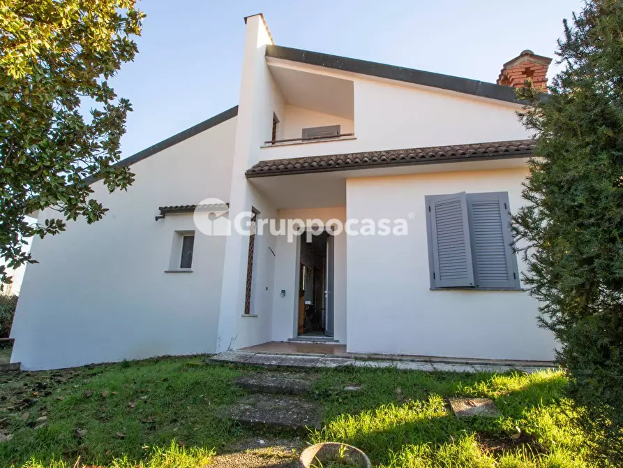 casa indipendente in vendita a Magenta
