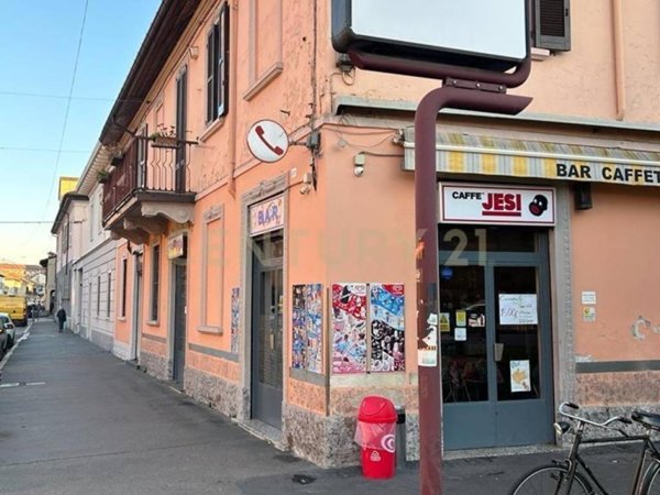 negozio in vendita a Magenta