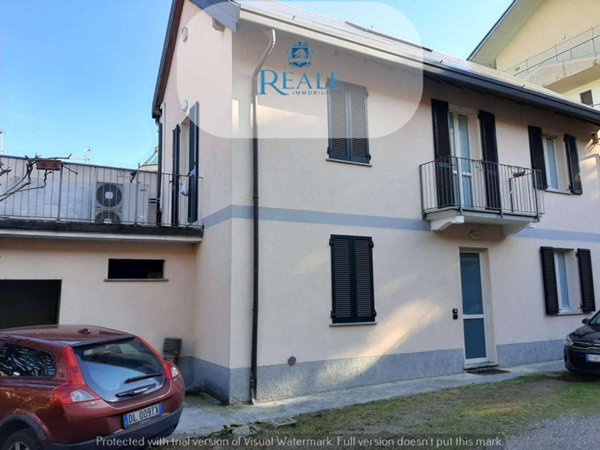 casa indipendente in vendita a Magenta