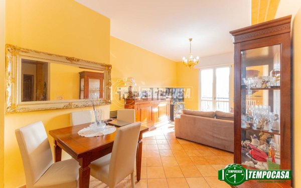 appartamento in vendita a Magenta