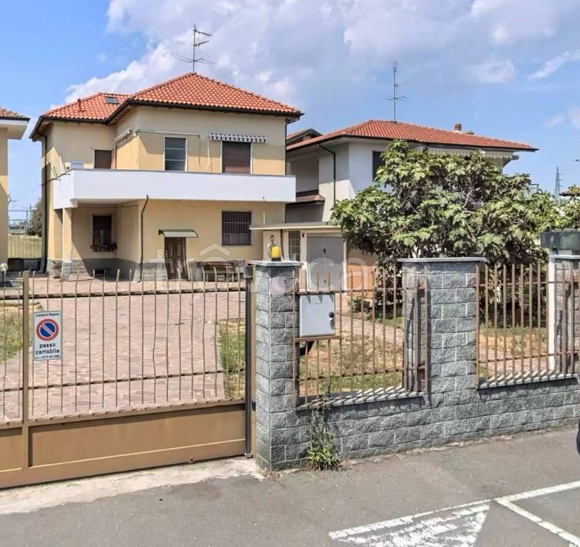 appartamento in vendita a Magenta