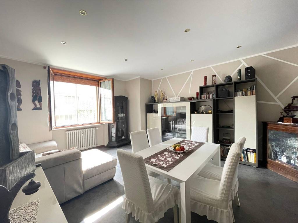 appartamento in vendita a Magenta