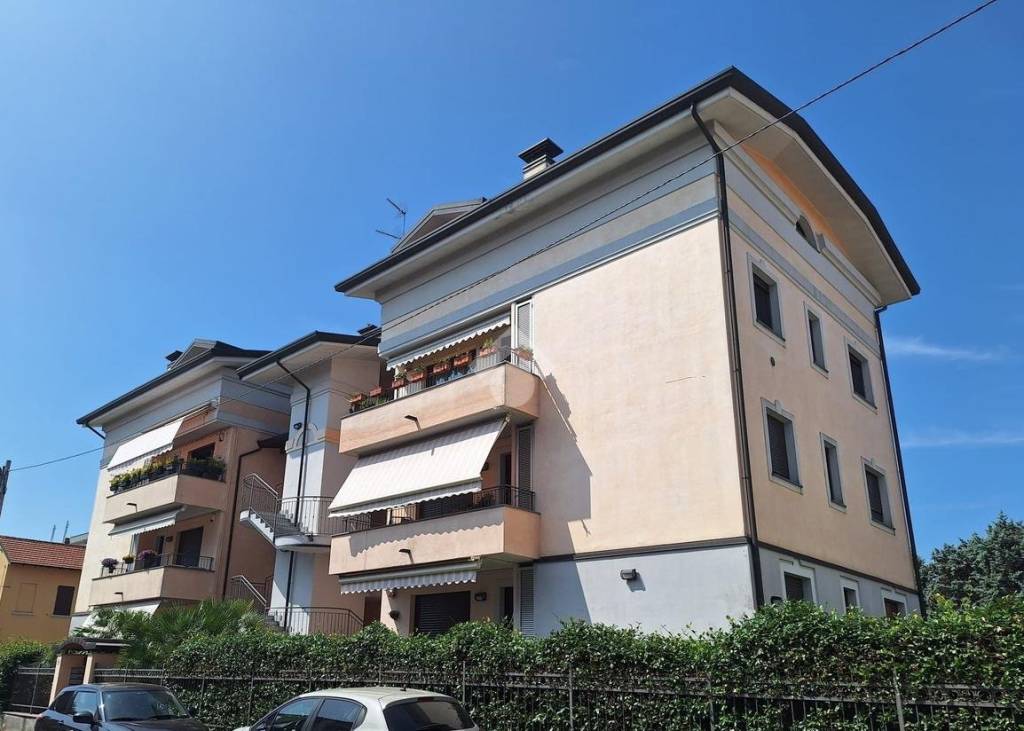 appartamento in vendita a Magenta