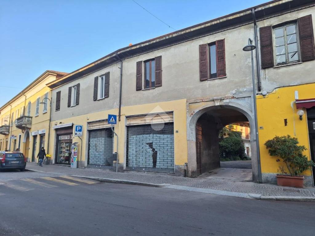 casa indipendente in vendita a Magenta