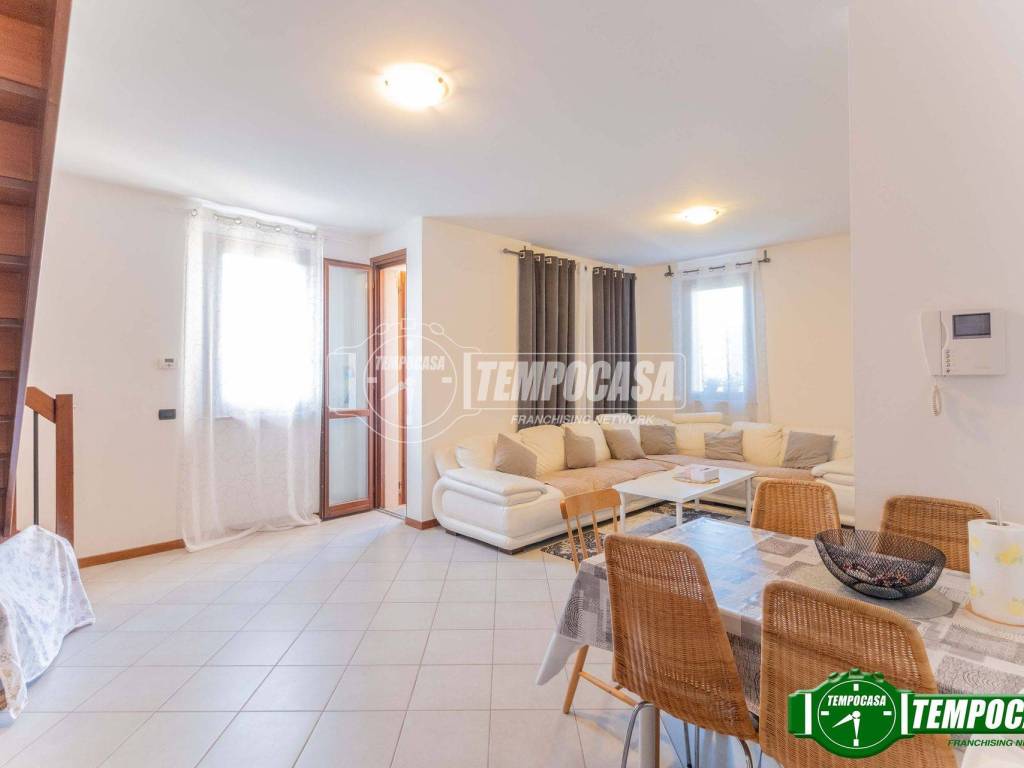 appartamento in vendita a Magenta