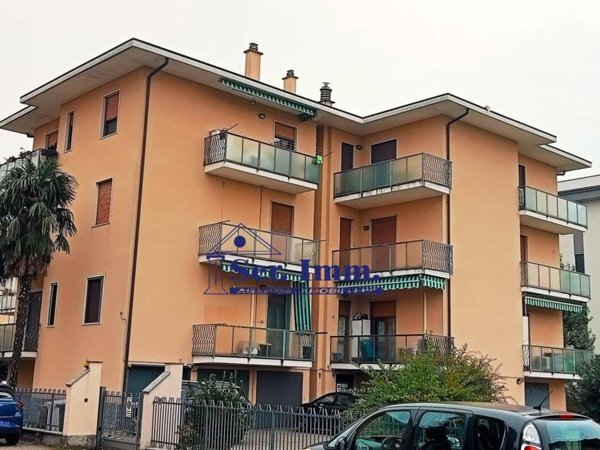 appartamento in vendita a Magenta