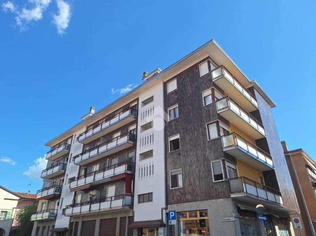 appartamento in vendita a Magenta