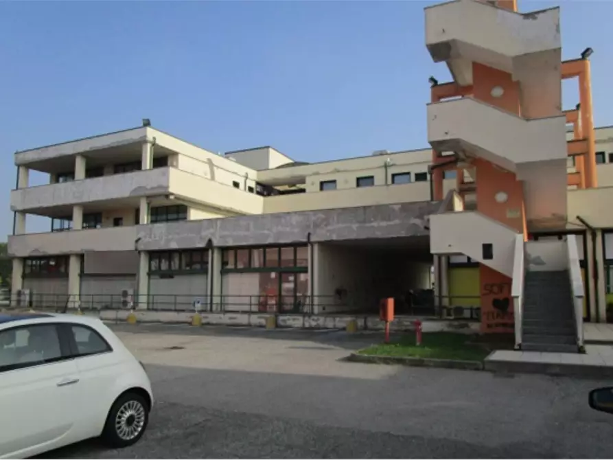 ufficio in vendita a Magenta
