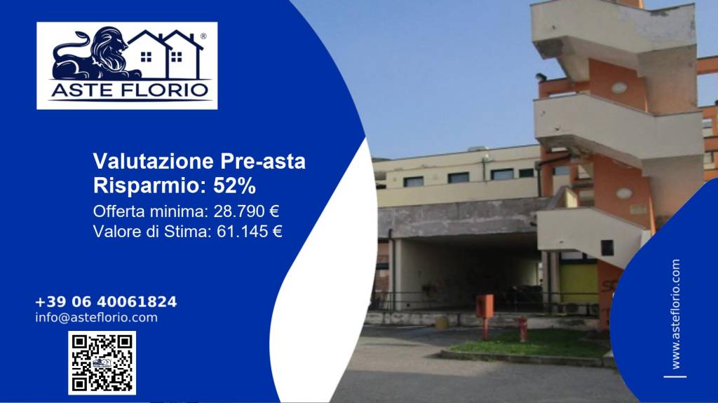 locale commerciale in vendita a Magenta