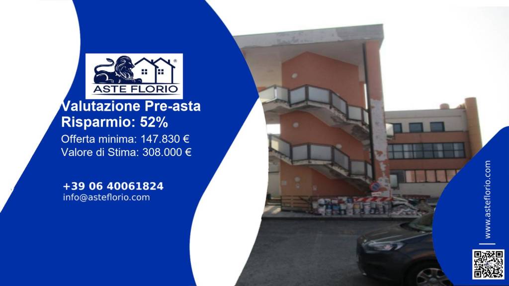 locale commerciale in vendita a Magenta