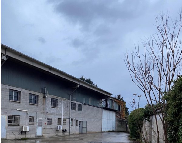 capannone in vendita a Magenta