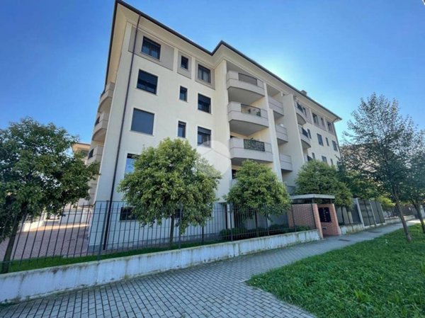 appartamento in vendita a Magenta