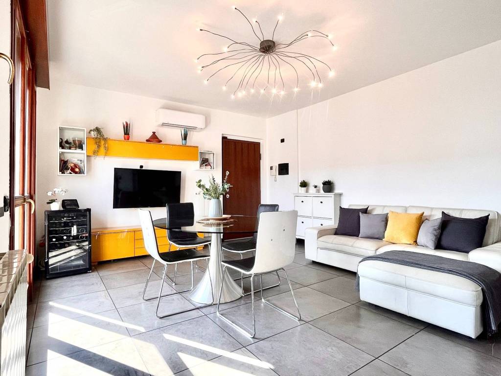 appartamento in vendita a Magenta