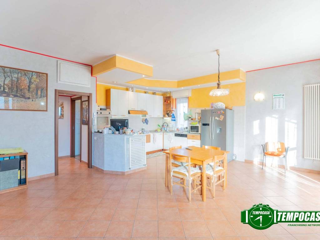 casa indipendente in vendita a Magenta