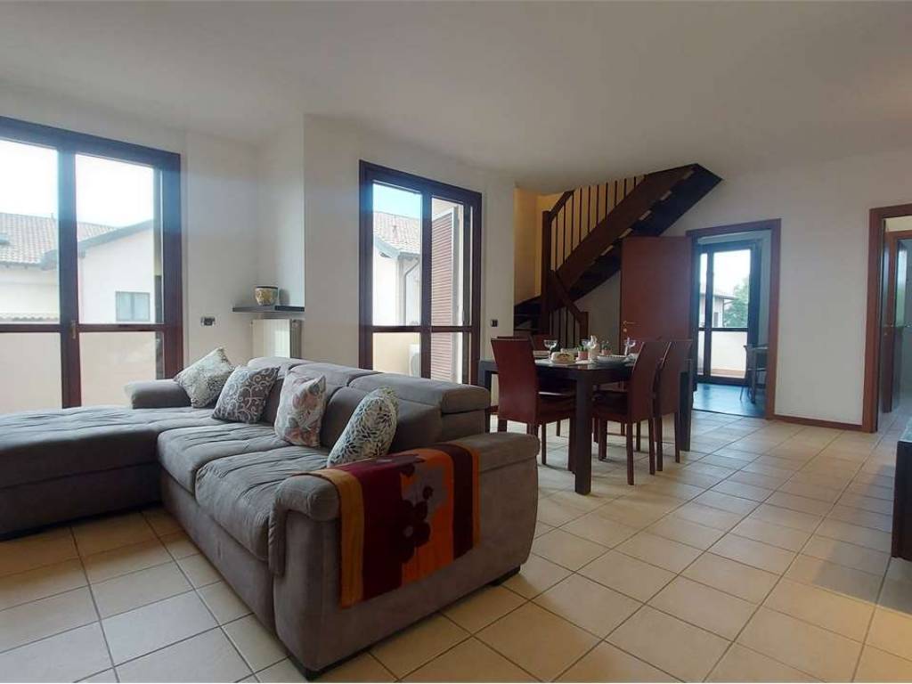 appartamento in vendita a Magenta