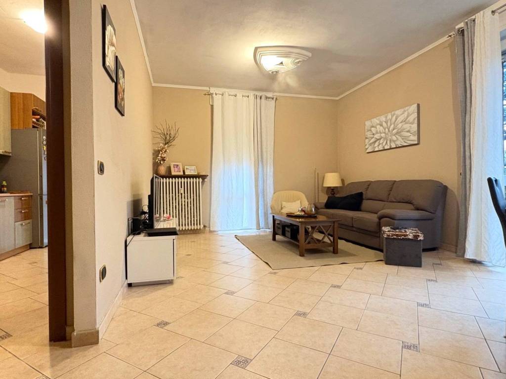 appartamento in vendita a Magenta