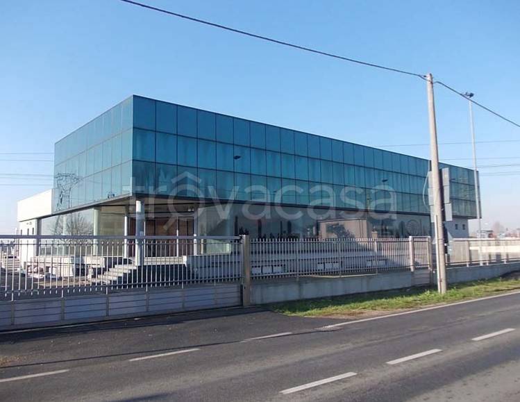 negozio in vendita a Magenta