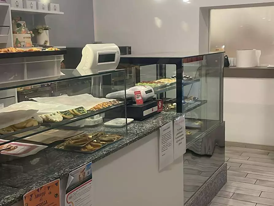 negozio in vendita a Magenta