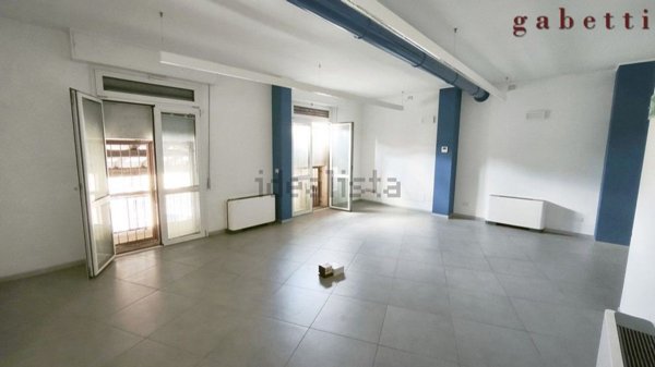 ufficio in vendita a Magenta